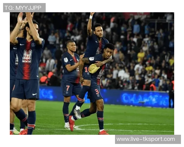 巴黎与曼联次回合精彩对决录像回顾及赛后分析 巴黎与曼联次回合精彩对决录像回顾及赛后分析